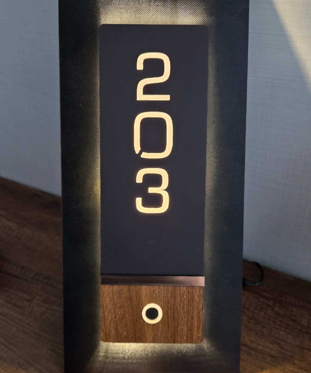 Diamond Wooden Zil Butonu Işıklı Otel Kapı Numarası