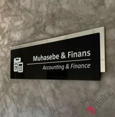 Gümüş Aynalı Siyah Muhasebe & Finans Kapı